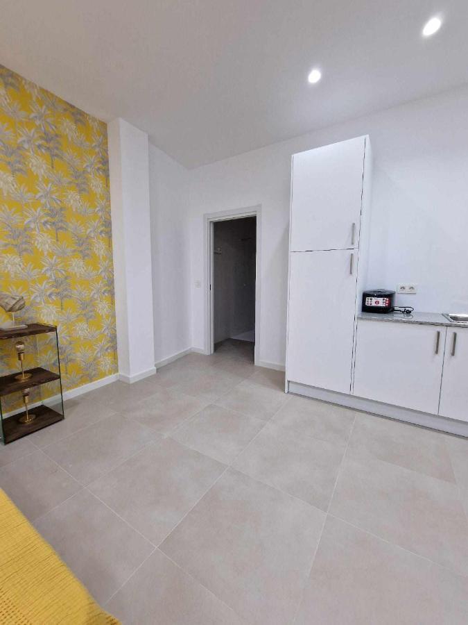 Moderno Apartamento 3 En Calle Marmoles Málaga Eksteriør bilde
