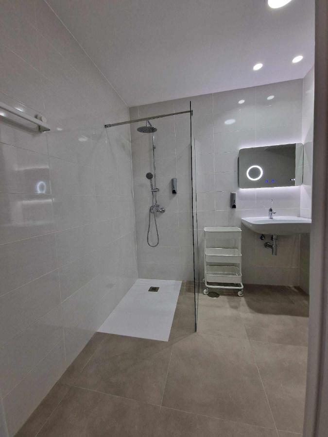 Moderno Apartamento 3 En Calle Marmoles Málaga Eksteriør bilde