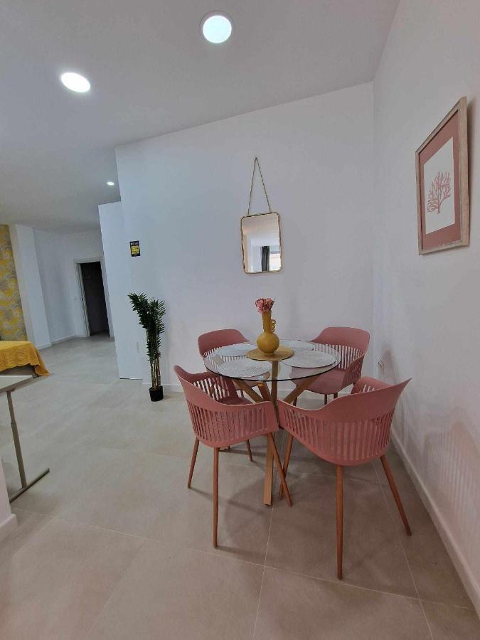 Moderno Apartamento 3 En Calle Marmoles Málaga Eksteriør bilde